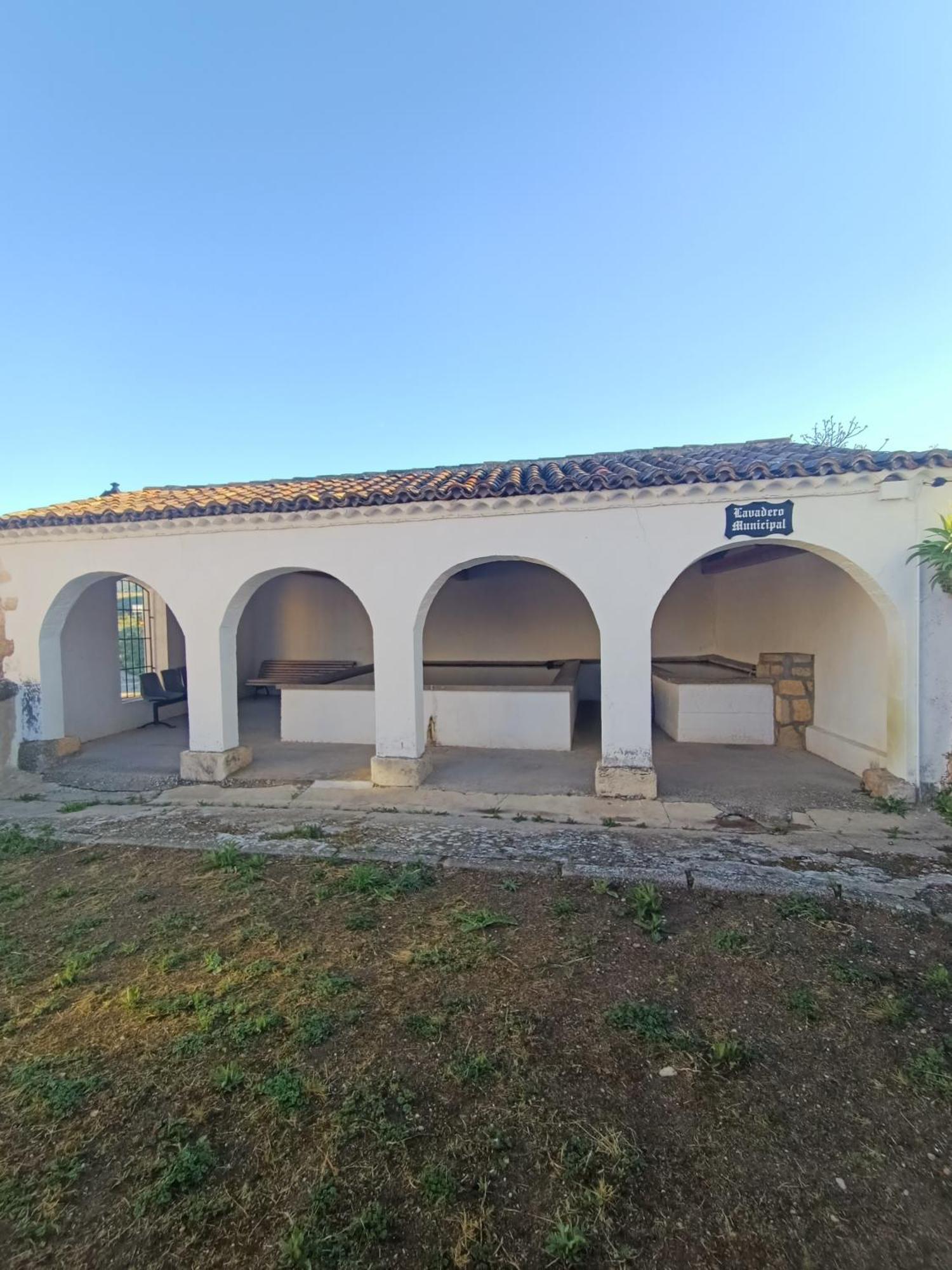 Alojamiento Rural El Cerro Fresneda de la Sierra Exterior photo